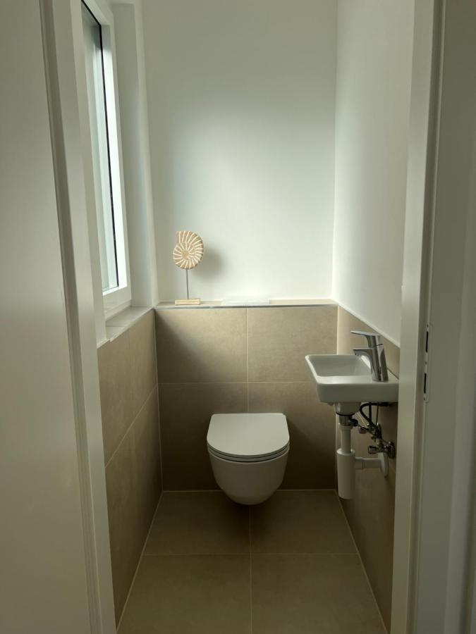 Modern Studio Gardenia_Gartenwohnung Alte Donau Виена Екстериор снимка